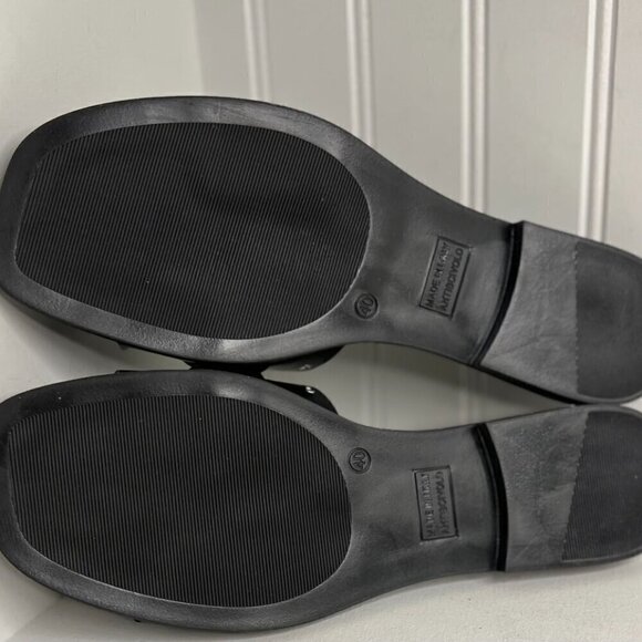 LOTTINI Made In Italy Leather Slide Sandals With Studs And Buckle Size 40 - Picture 3 of 8